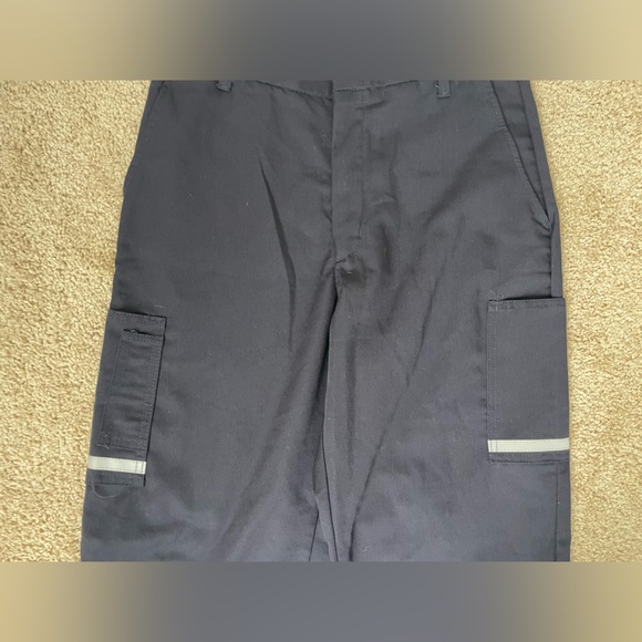 NWT - FedEx Stan Herman Size 34x33 Reflective Cargo Navy Pants Uniform FD28012 - Picture 3 of 8